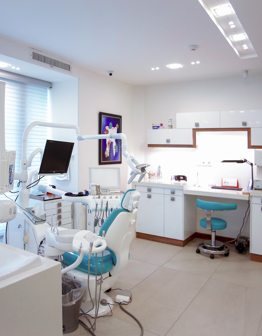 Clínicas e Dentistas